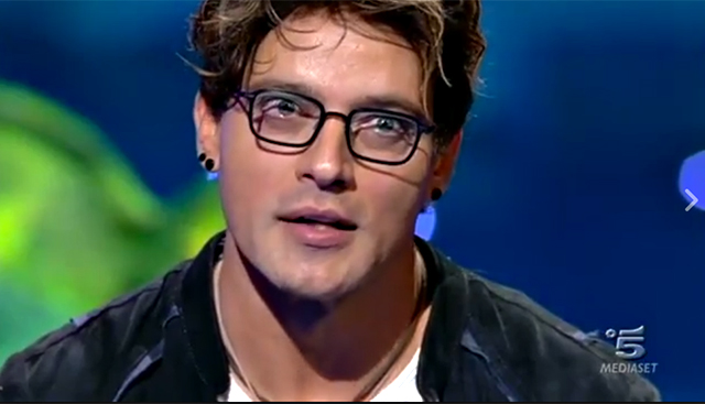 GABRIEL GARKO DIVIDE IL WEB. TROPPO RIFATTO? - BOLLICINE VIP